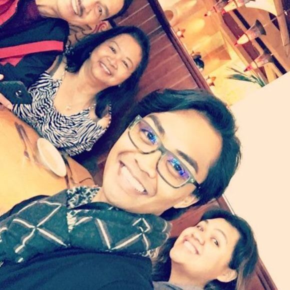 Meet your Posher, Liza - Picture 1 of 1